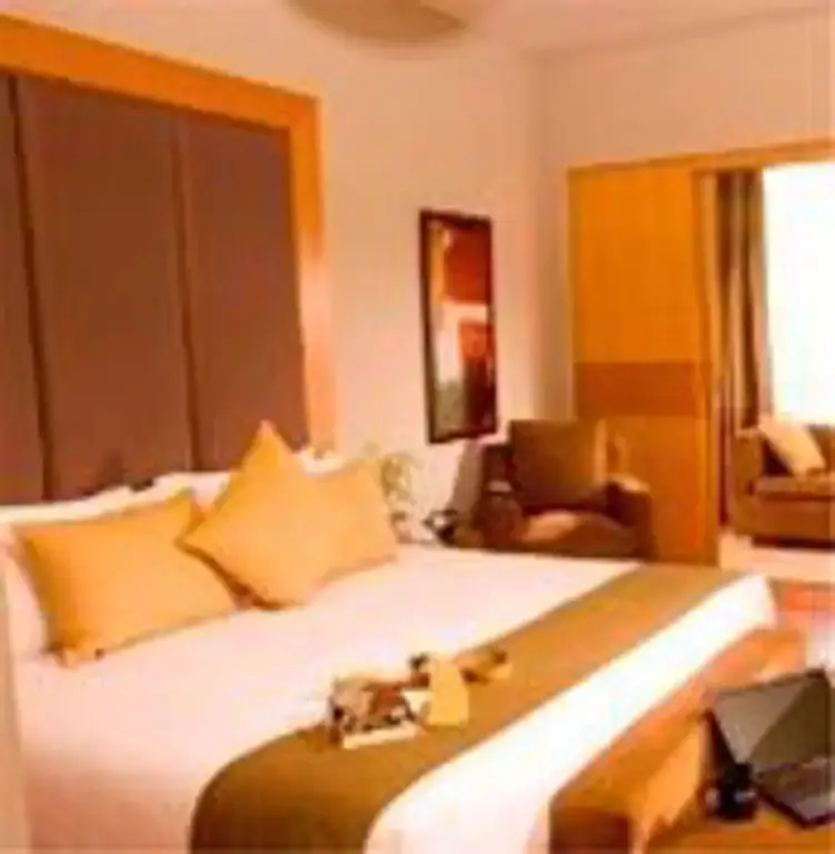 Гуруграм: Radisson Suites