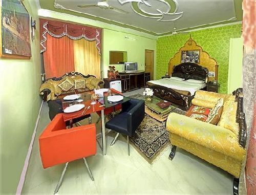 Rishabh The Grand Castle Resort — фото 1