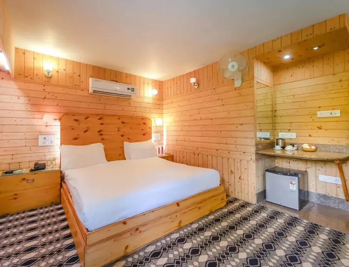 Шринагар: Hotel Mirage