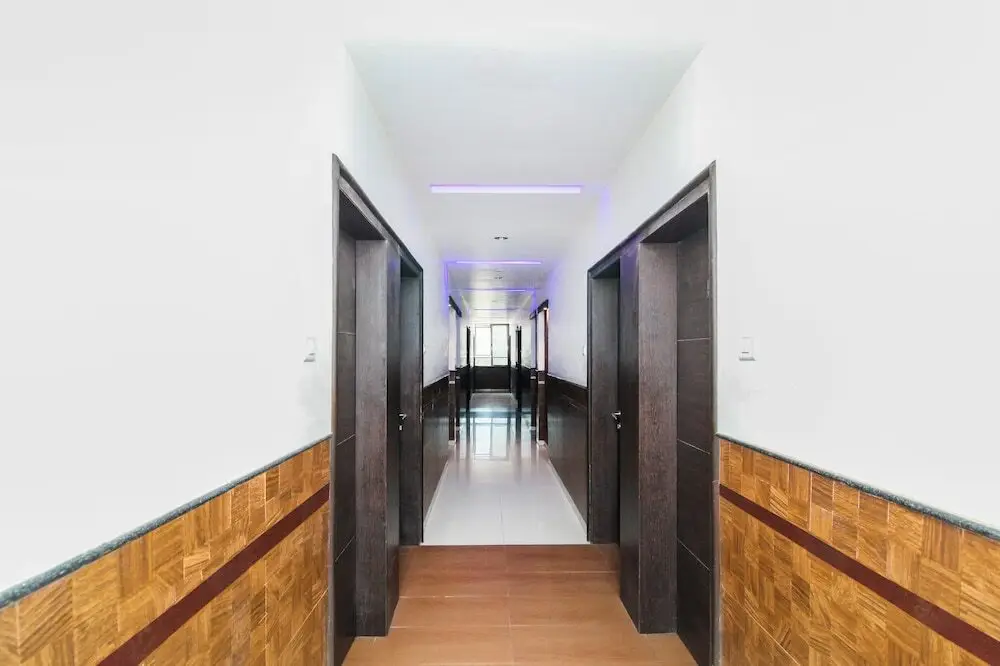 Ширди: FabExpress Sai Grand Castle Inn