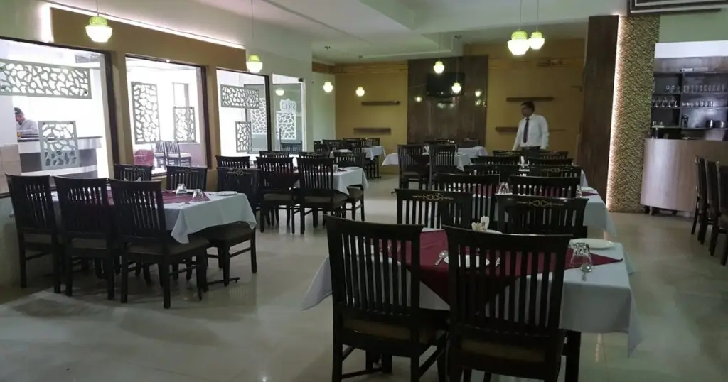 Газиабад: Hotel Abhay Palace