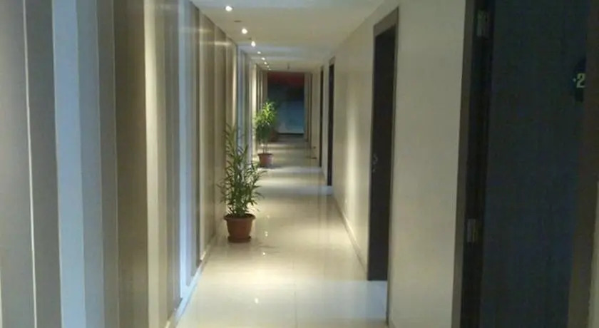 Багдогра: Summit Airport Hotel & Spa