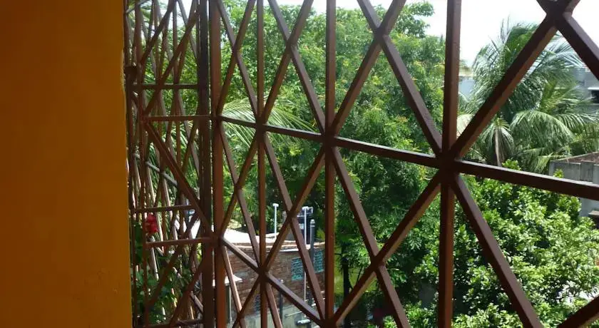 Колката: Garden Home
