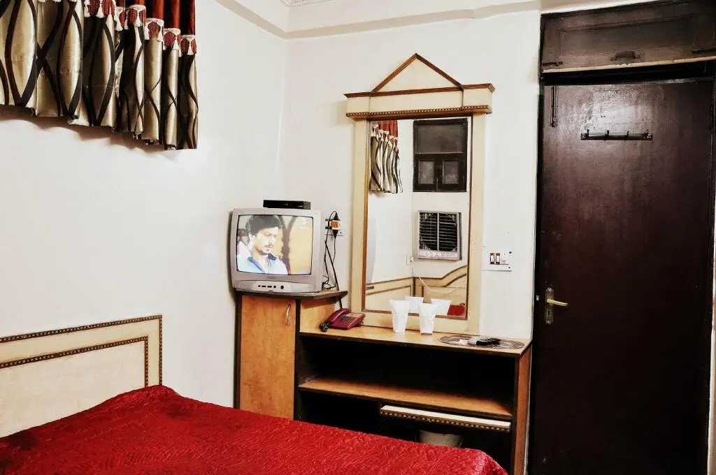 Нью-Дели: Hotel Peace Point