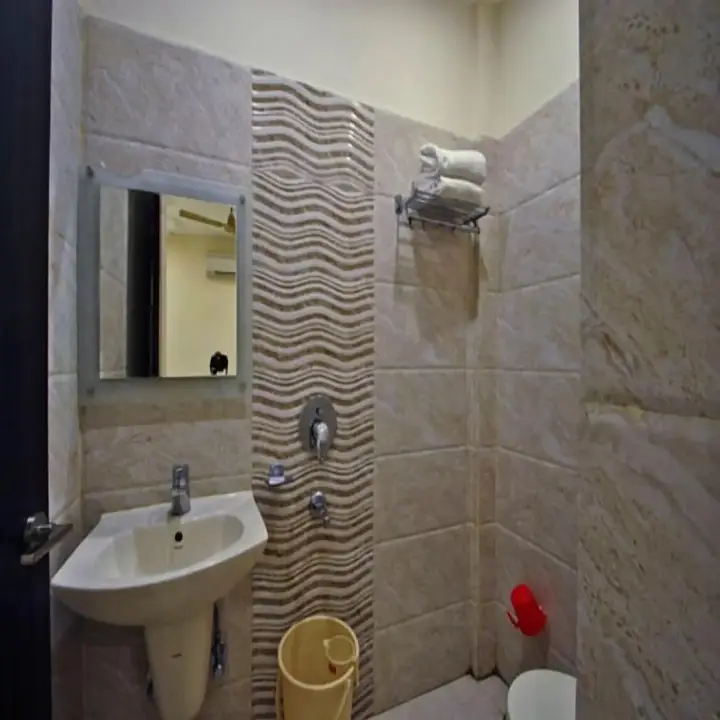 Праяградж: Hotel Mandiram