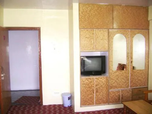 Шринагар: Hotel Ab-i-Hayat