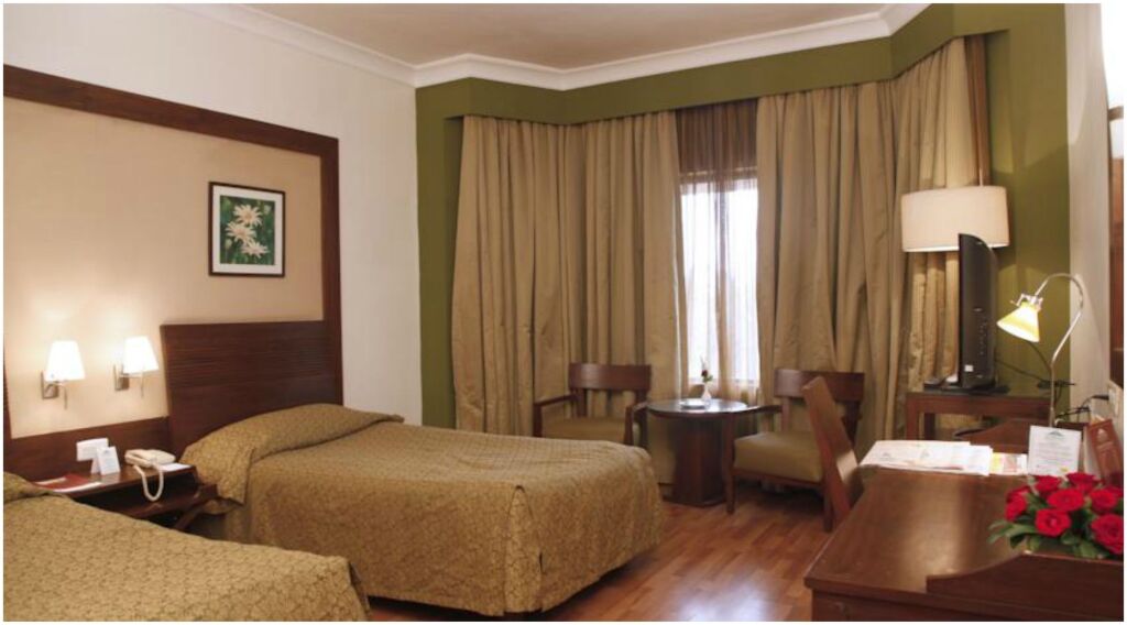 Мумбаи: The Retreat Hotel & Convention Centre