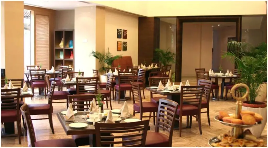 Мумбаи: The Retreat Hotel & Convention Centre