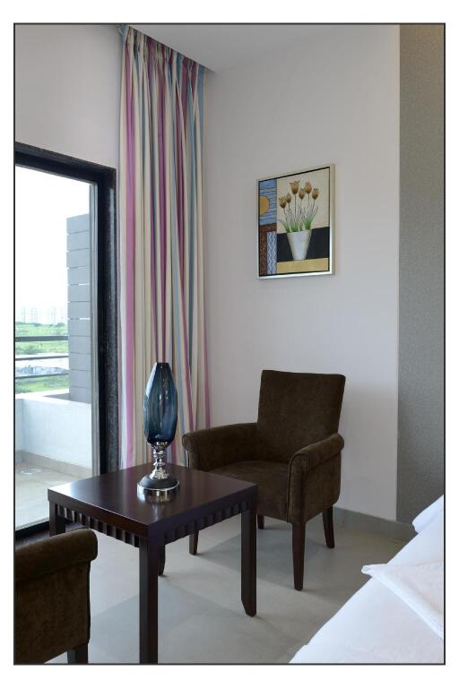 Пуна: Kshitij An Apartment Hotel