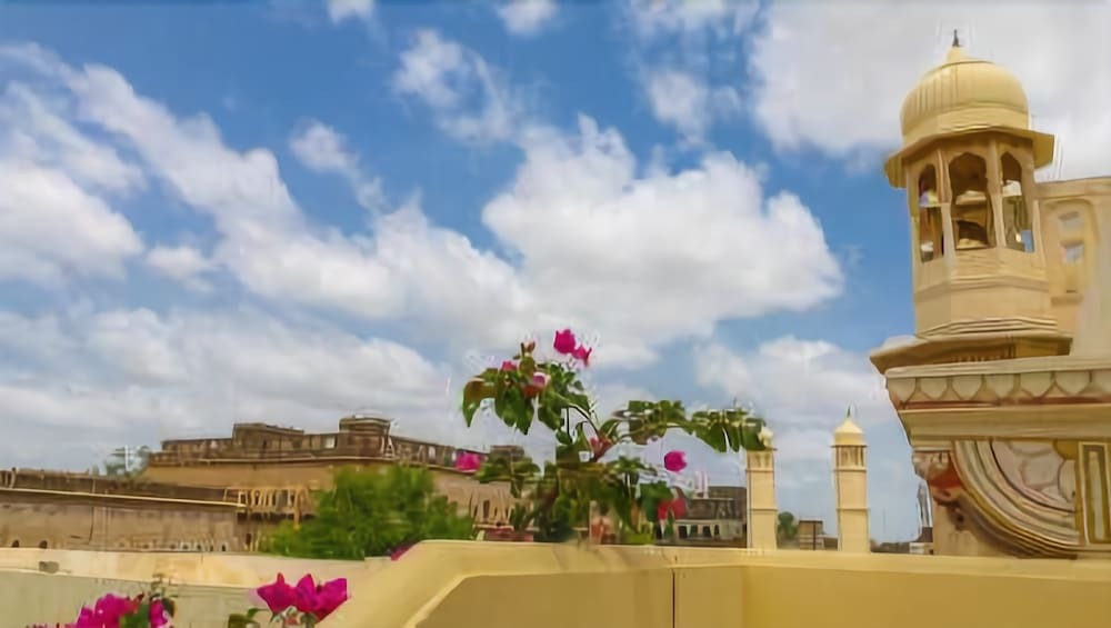 Навалгарх: V Resorts Paawana Haveli Mandaawa