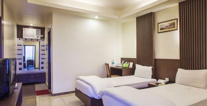 Ранчи: Emerald Hotel