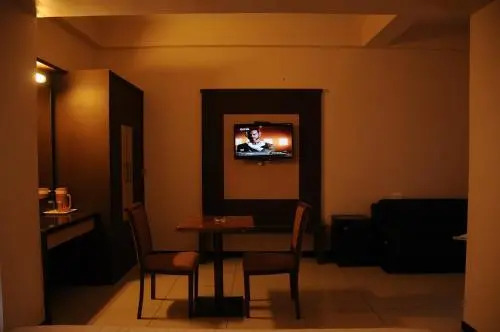 Соманур: Hotel Viswas