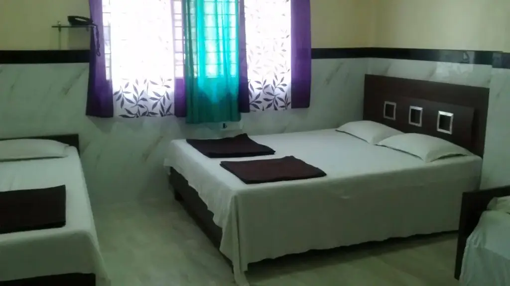 Пуна: Hotel Annas