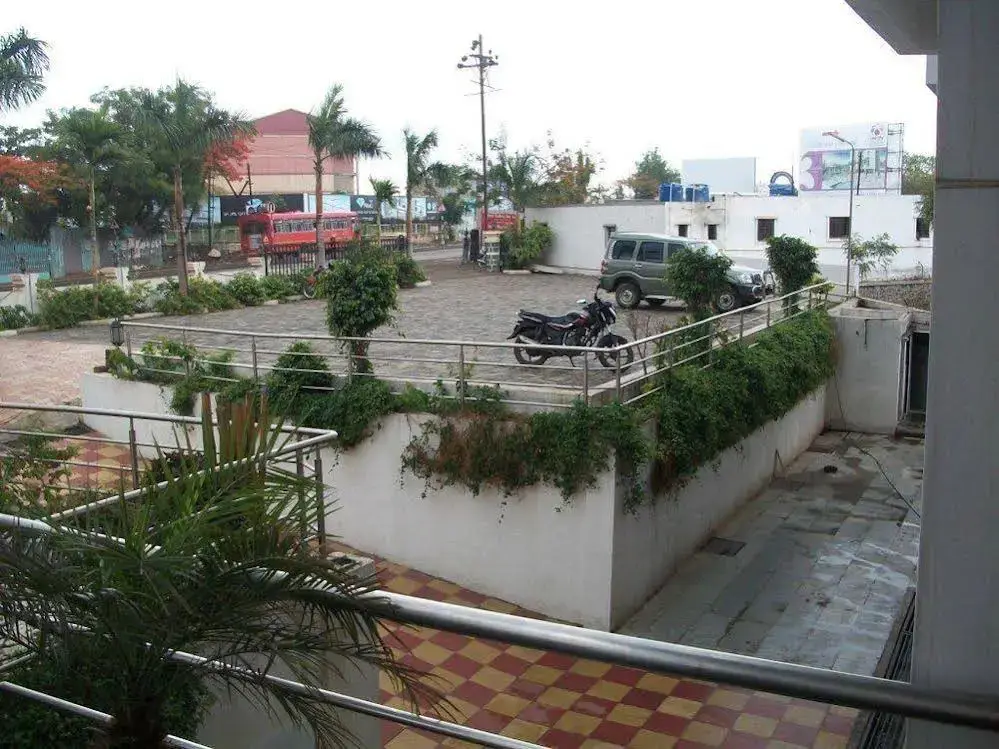 Пуна: Hotel Yashraj Inn