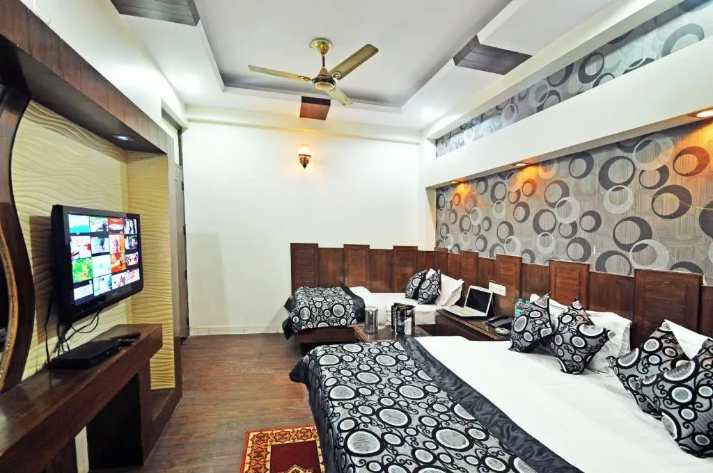 Нью-Дели: Hotel Shiva intercontinental