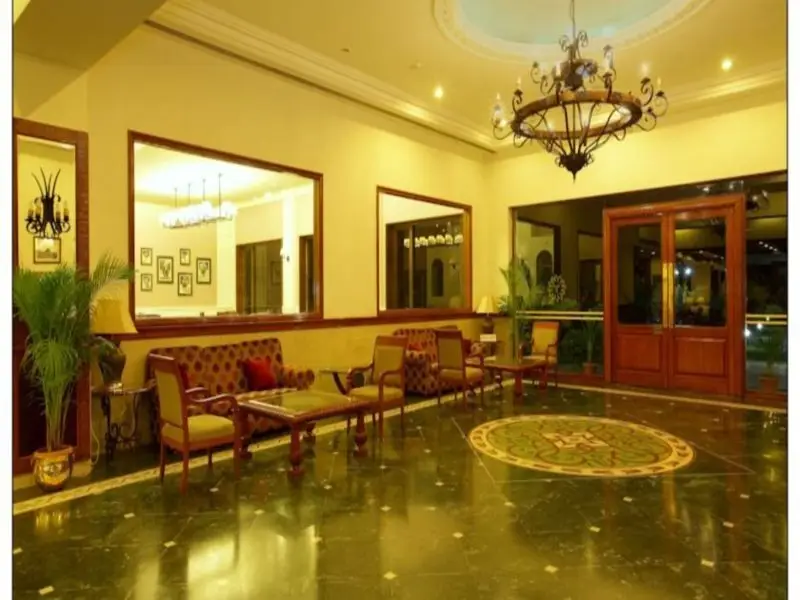 Ширди: Sun-n-Sand Service Apartments