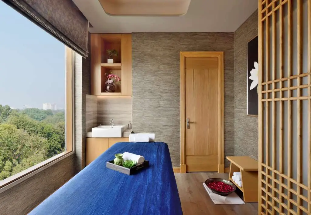 Нойда: Radisson Noida