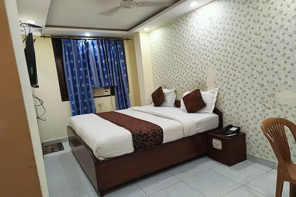 Нью-Дели: Hotel R S International