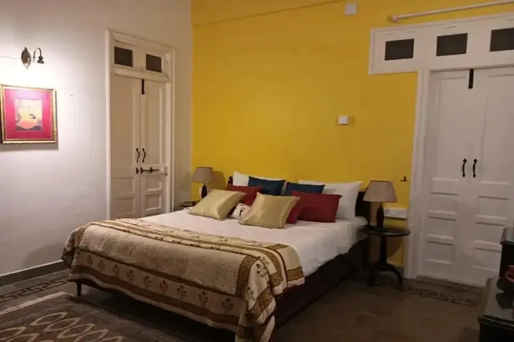 Ахмедабад: Neemrana's Divan's Bungalow