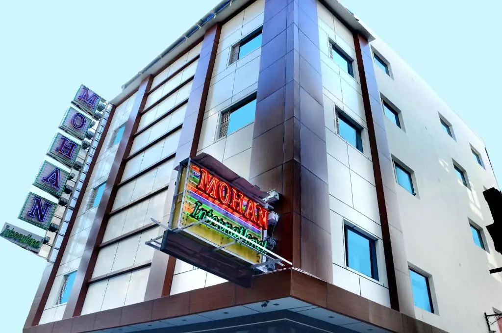 Нью-Дели: FabHotel Station 3