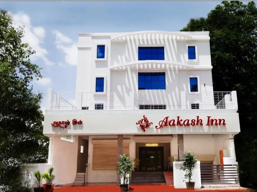 Тируваннамалай: Aakash Inn Tiruvannamalai