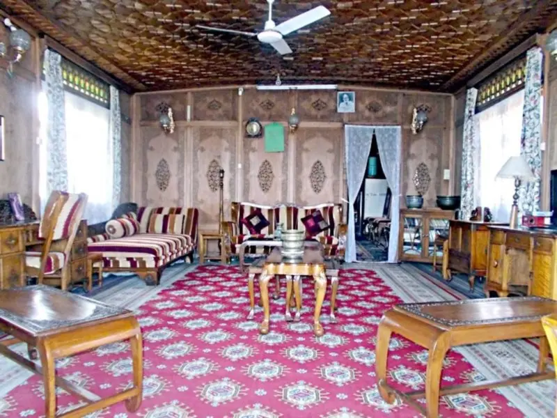 Шринагар: Wangnoo Sheraton Group Of Houseboats
