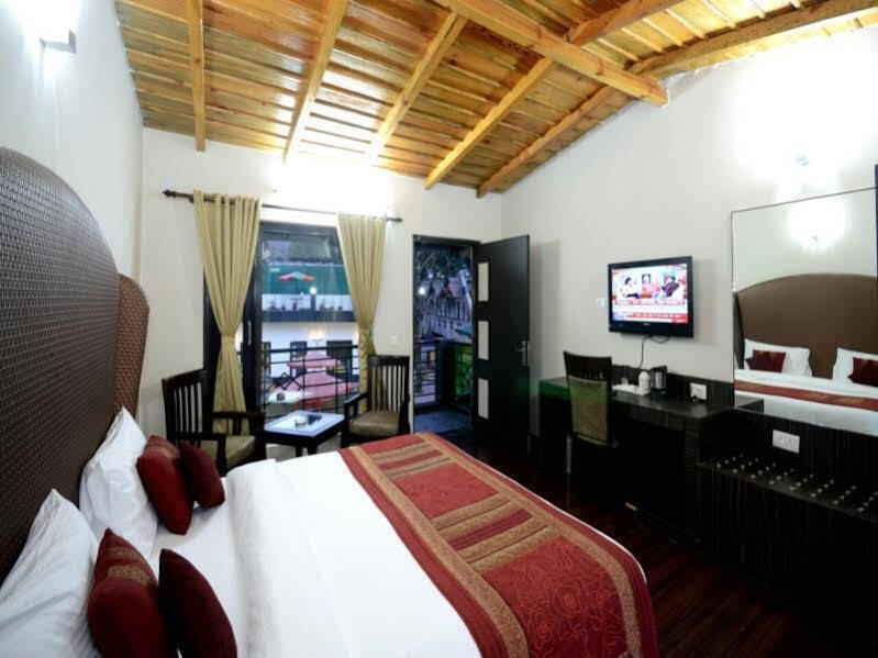 Наинитал: Relax Inn