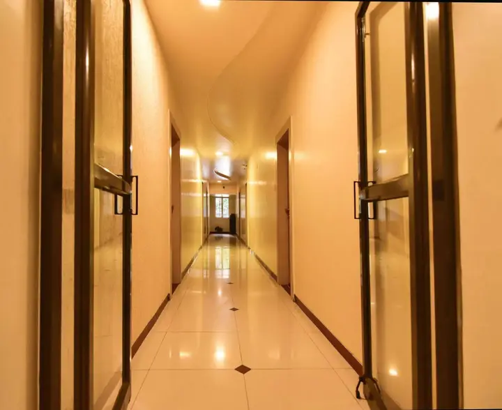 Пуна: My Bizz Hotel