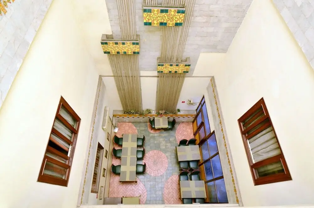 Чандигарх: OYO 7219 Corporate Inn