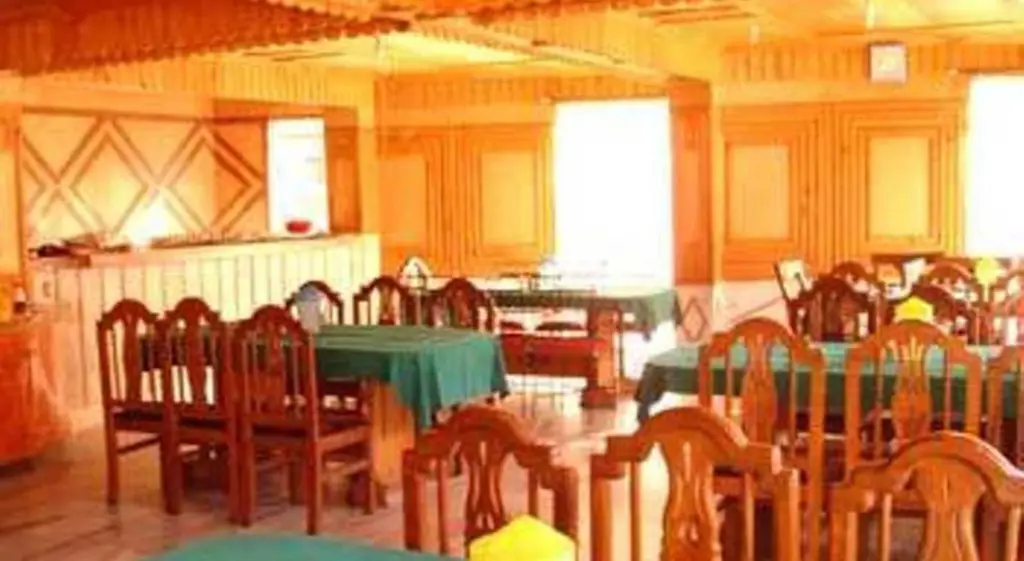 Наинитал: Hotel Arsh International