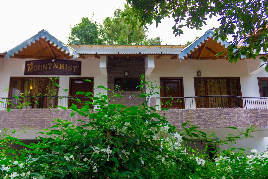 Mount N Mist Hotel — фото 1