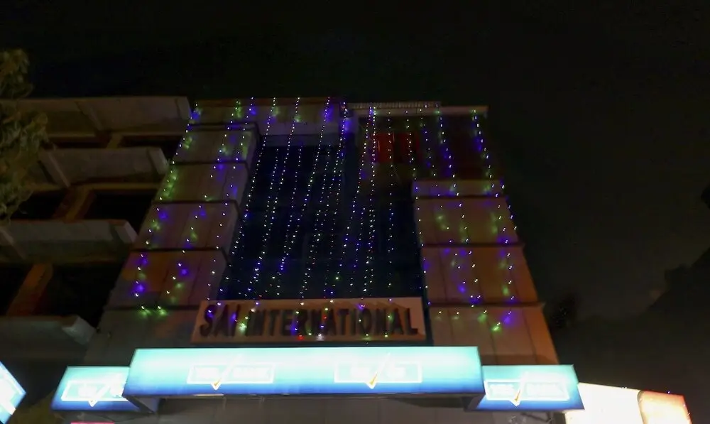 Нью-Дели: Sai International Dwarka