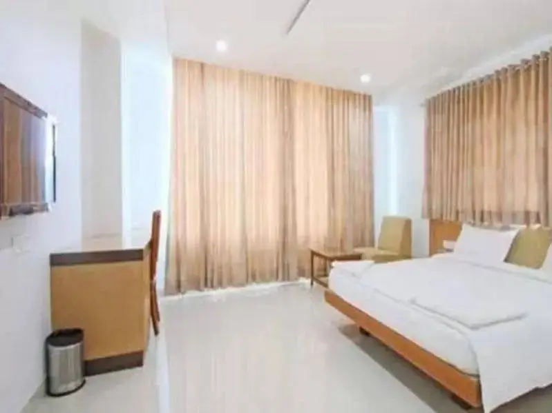 Хидерабад: Sybaritic Suites Gachibowli