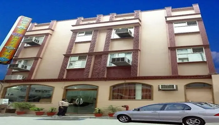 Нью-Дели: Hotel Royal Holidays