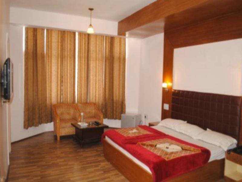 Манали: OYO 12364 Nishita Resorts