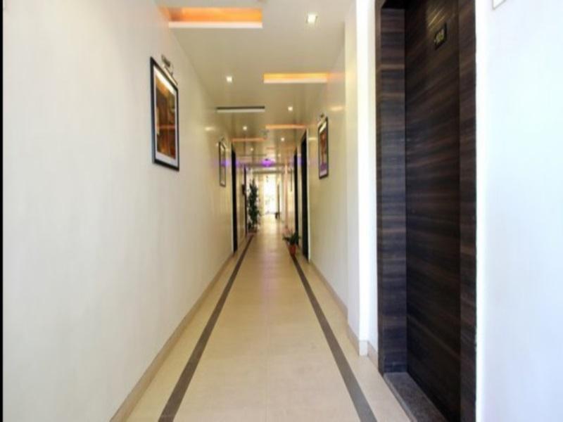 Пуна: Hotel Suresh Inn