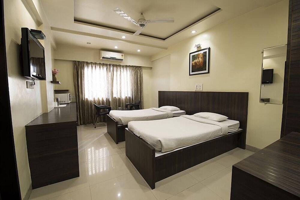 Пуна: Hotel Suresh Inn