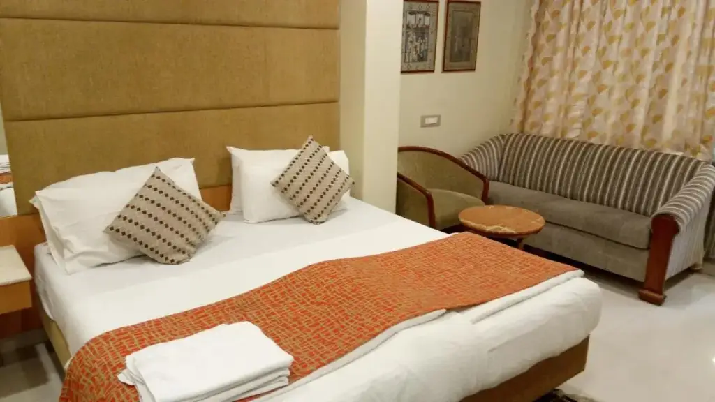 Мумбаи: Bentley Hotel Marine Drive