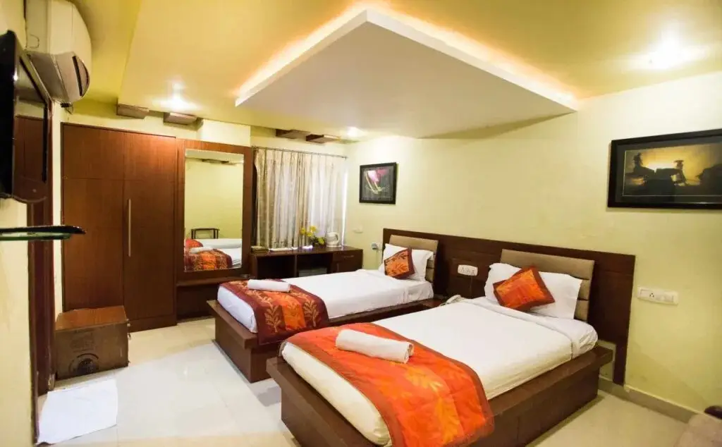 Хидерабад: Hotel Sri Madhura Inn