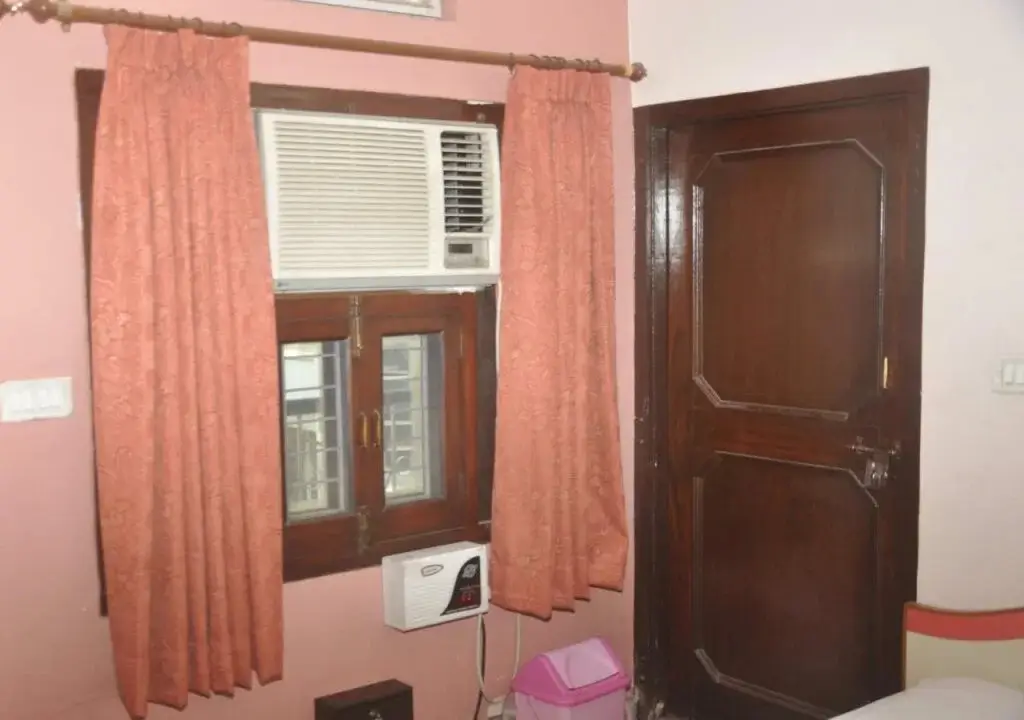 Джайпур: Aapnni Hotel