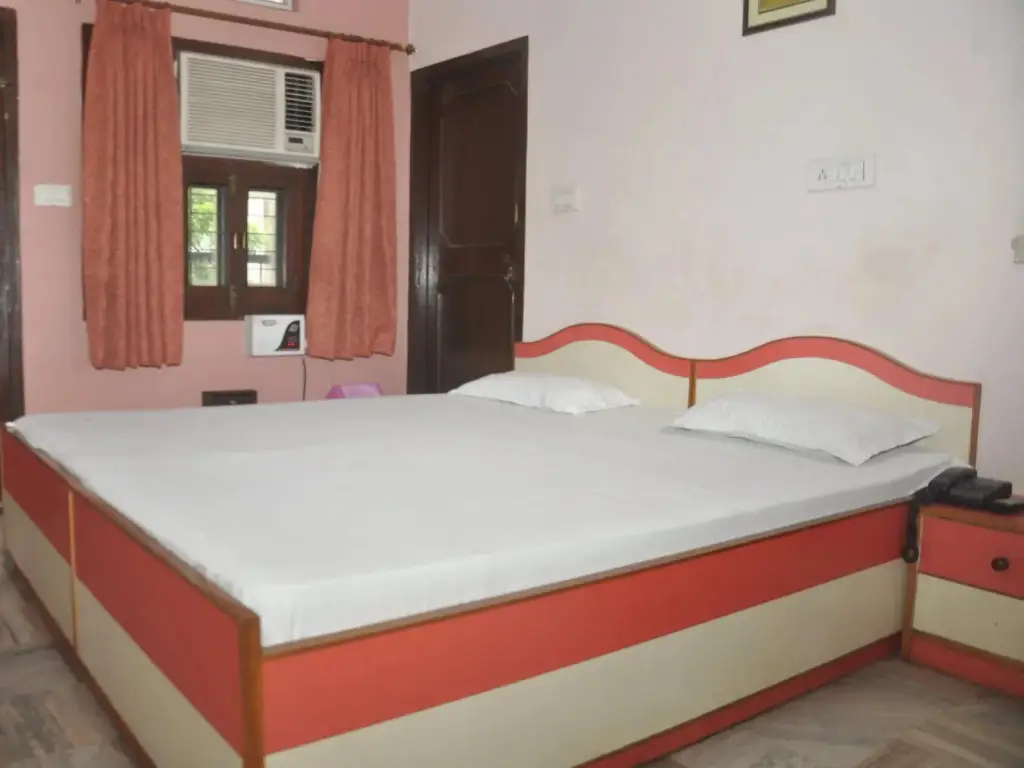 Джайпур: Aapnni Hotel