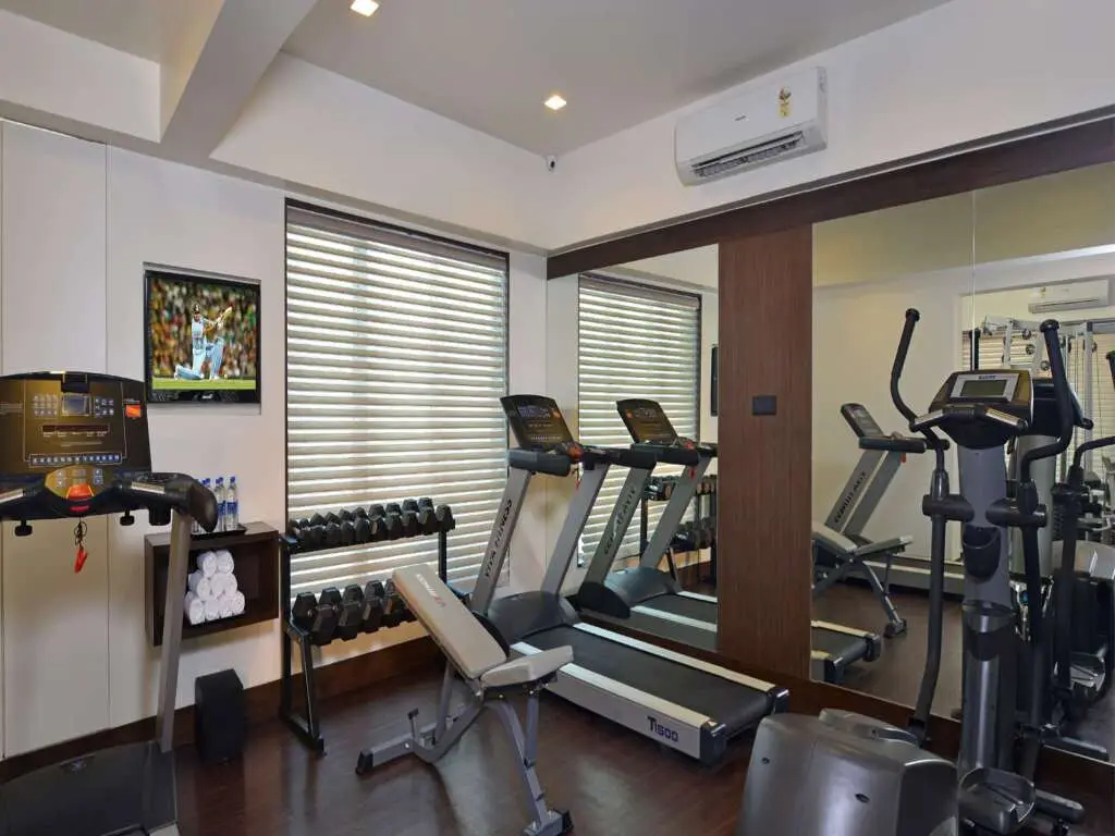 Мумбаи: Residency Sarovar Portico Mumbai