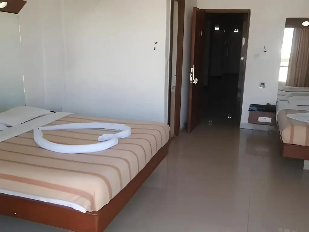 Пудучерри: Lotus Bay View Hotel