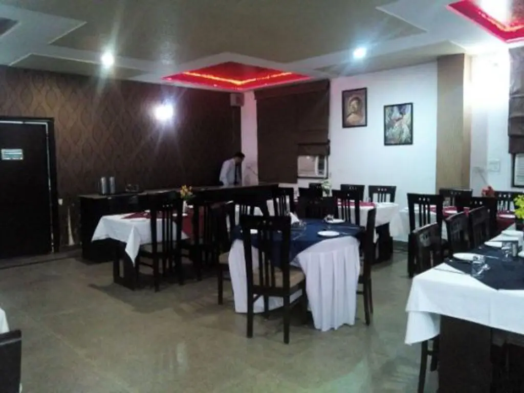 Агра: Hotel Taj Galaxy