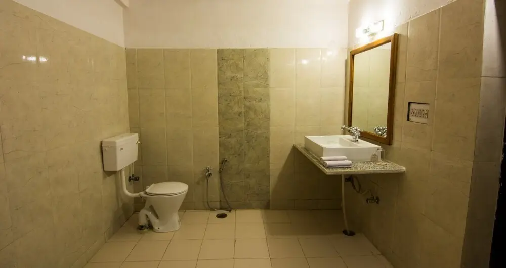 Луни: Hotel Jhalamand Garh