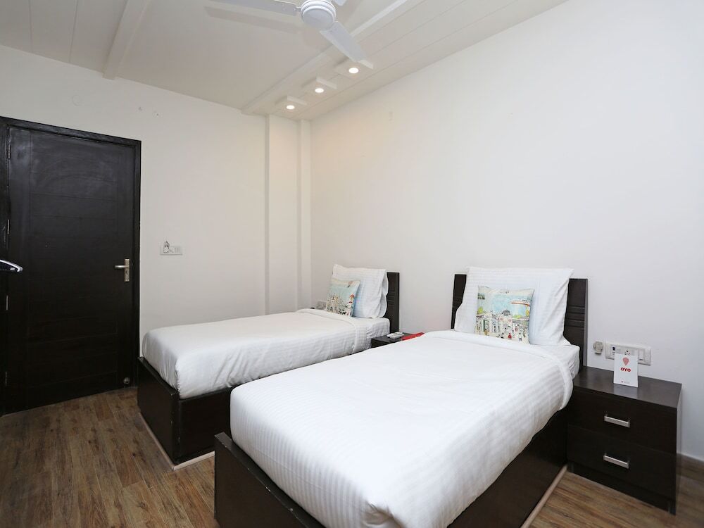 Нью-Дели: OYO Townhouse 281 Harsh Vihar Near M2K Cinemas Rohini