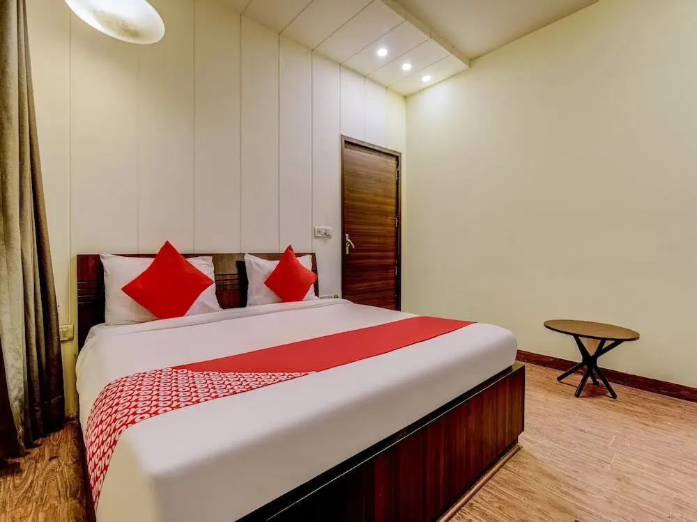 Нью-Дели: OYO Townhouse 281 Harsh Vihar Near M2K Cinemas Rohini