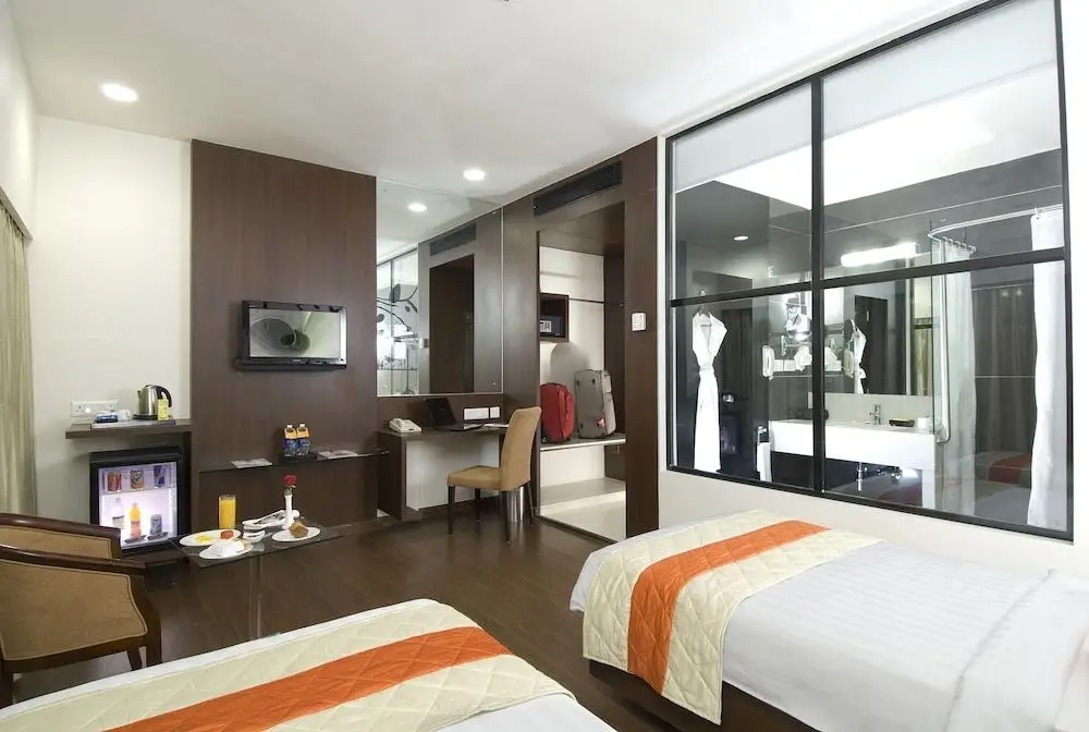 Пимпри-Чинчвад: Mind Space Hotel Pimpri