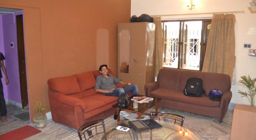 Колката: Springwood Guest House CL-266