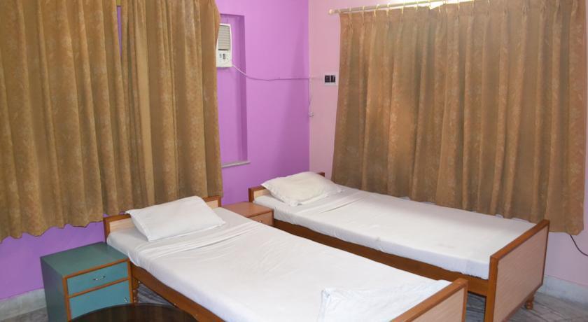 Колката: Springwood Guest House CL-266